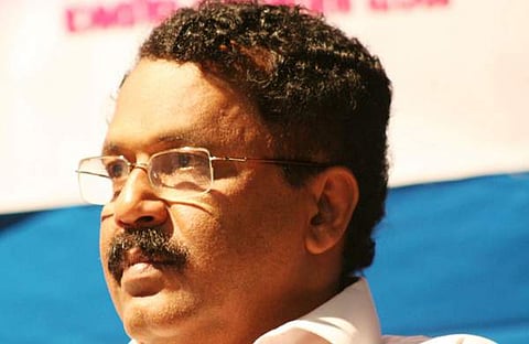 ശ്രീധരന്‍ പിള്ള ഇന്ന് മിസോറം ഗവര്‍ണറായി സത്യപ്രതിജ്ഞ ചെയ്യും; കുടുംബവും അടുത്ത സുഹൃത്തുക്കളുമടക്കം 30ഓളം പേർ പങ്കെടുക്കും