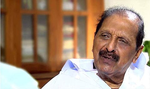 കെസി വേണുഗോപാലും മുല്ലപ്പള്ളിയും കെവി തോമസും സ്വന്തം മണ്ഡലത്തില്‍ മത്സരിക്കാന്‍ ധൈര്യം കാണിക്കുമോ: ആര്‍ ബാലകൃഷ്ണ പിള്ള