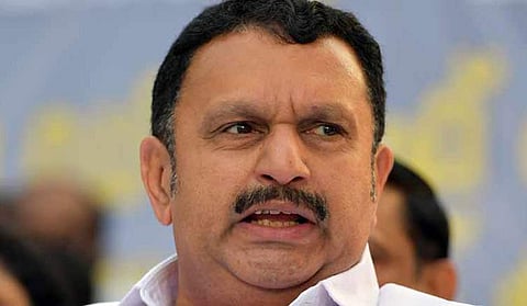 കുറ്റക്കാര്‍ കോണ്‍ഗ്രസ് നേതാക്കളാണെങ്കിലും നടപടി വേണം; കരുണാകരന്റെ സല്‍പ്പേരിന് കളങ്കമുണ്ടാക്കരുത്; കെ മുരളീധരന്‍