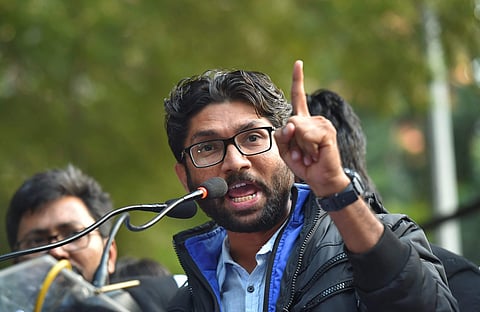 ജിഗ്‌നേഷ് മെവാനിയും ചന്ദ്രശേഖര്‍ ആസാദ് രാവണും നയിക്കുന്ന രാഷ്ട്രീയം മുഖ്യധാരാ രാഷ്ട്രീയ കക്ഷികളെ വെല്ലുവിളിക്കുന്നതെങ്ങനെ?