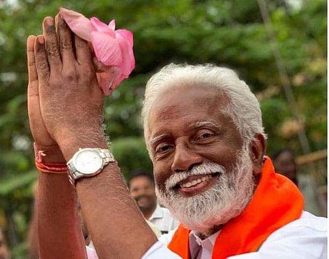 ഗവര്‍ണര്‍ ആയിരുന്നപ്പോള്‍ വരുമാനം 31ലക്ഷം ; കൈവശം 512 രൂപ മാത്രം, കുമ്മനത്തിന്റെ സ്വത്തുവിവരങ്ങൾ പുറത്ത്