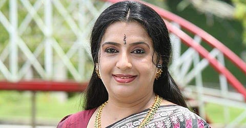 വിളിക്കാത്തത് കൊണ്ടാണ് വരാത്തത്: മലയാള സിനിമയില്‍ അവസരം ലഭിക്കുന്നില്ലെന്ന് അംബിക