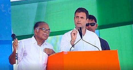 പിജെ കുര്യന്റെ തര്‍ജമ പാളി; വിളിച്ചു ചേര്‍ത്തുനിര്‍ത്തി രാഹുല്‍
