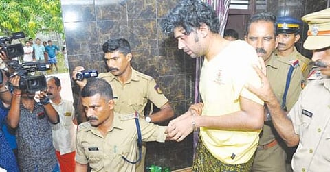 അരുണിനെ തെളിവെടുപ്പിനു കൊണ്ടുവന്നപ്പോള്‍