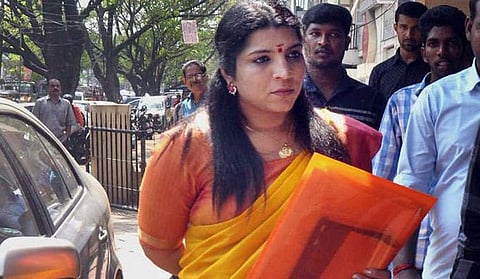 സരിതയുടെ നാമനിര്‍ദേശ പത്രികകള്‍ തള്ളി