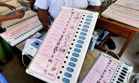 വെബ് കാസ്റ്റിങ് രഹസ്യരേഖ ; പൊതുജനങ്ങള്‍ക്ക് കാണാന്‍ കഴിയില്ലെന്ന് കളക്ടര്‍മാര്‍