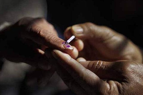 ഇന്ന് നിശബ്ദപ്രചരണം: ഏഴ് ബൂത്തുകളില്‍ നാളെ റീപോളിങ് 