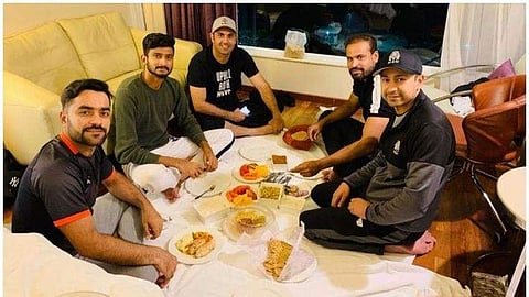 ഐപിഎല്‍ കലാശക്കൊട്ടിലേക്കടുക്കുന്നു, ആവേശത്തിനിടയില്‍ നോമ്പുതുറയുമായി താരങ്ങള്‍