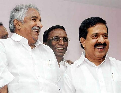 ജനകീയ മെട്രോ യാത്ര: ഉമ്മൻ ചാണ്ടിക്കും ചെന്നിത്തലയ്ക്കും ജാമ്യം 