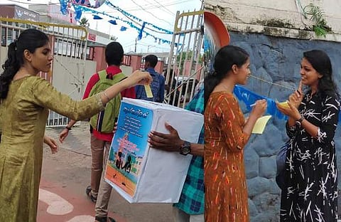 'ഉറങ്ങുമ്പോള്‍ കാണുന്നതല്ല, ഉറങ്ങാന്‍ അനുവദിക്കാത്തതാണ് സ്വപ്‌നം'; പുതിയതായി വന്ന കുട്ടികളോട് പ്രതീക്ഷകള്‍ തിരക്കി എസ്എഫ്‌ഐ, വേറിട്ട ക്യാമ്പയിന്‍