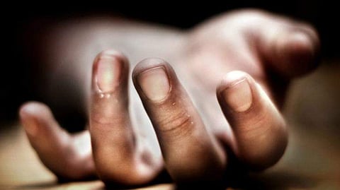 മെഡിക്കല്‍ കോളേജ് ആശുപത്രി കെട്ടിടത്തില്‍ നിന്ന് ചാടിയ രോഗി മരിച്ചു