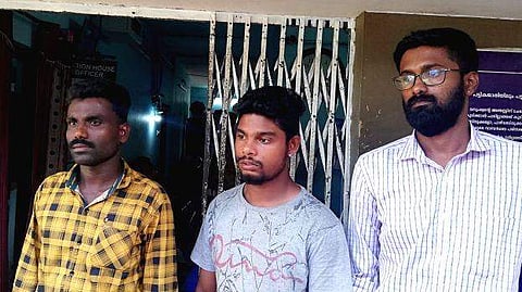 അര്‍ധരാത്രി കാറു തടഞ്ഞു നിര്‍ത്തി കൊള്ളയടിക്കാന്‍ ശ്രമം;പൊലീസിനെ കുഴക്കി റോഡില്‍ അഴിഞ്ഞാട്ടം, ഒടുവില്‍ സംഘം പിടിയില്‍