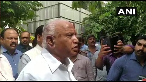 സര്‍ക്കാരുണ്ടാക്കാന്‍ തയ്യാര്‍, യെദ്യൂരപ്പ മുഖ്യമന്ത്രിയാകുമെന്ന് ബിജെപി; സിദ്ധരാമയ്യക്ക് വേണ്ടി കോണ്‍ഗ്രസ് വിമതര്‍