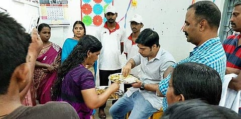 'ഈ സ്‌നേഹത്തിനു മുന്‍പിലാണ് നമ്മള്‍ തോറ്റുപോകുന്നത്, ഈ സ്‌നേഹമാണെന്റെ ഊര്‍ജം'; കലക്ടറുടെ കുറിപ്പ്