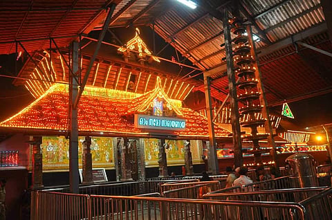 ഗുരുവായൂരില്‍ ചോറൂണിന് 1.13 ലക്ഷം കുരുന്നുകള്‍, 6928 കല്യാണം; വരുമാനം ഒന്നരകോടിയോളം 