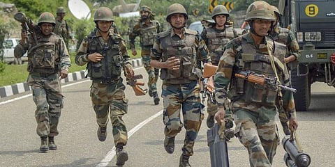 ഏറ്റുമുട്ടല്‍; കശ്മീരില്‍ രണ്ട് തീവ്രവാദികള്‍ അറസ്റ്റില്‍; ആയുധങ്ങള്‍ പിടിച്ചെടുത്തു