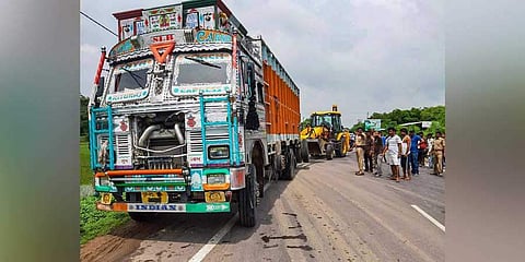 ഉന്നാവോ: നമ്പര്‍ പ്ലേറ്റുകള്‍ മറച്ചത് ഫിനാന്‍സ് കമ്പനിയെ പേടിച്ചിട്ടെന്ന് ഉടമ, നിഷേധിച്ച് കമ്പനി 