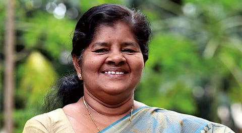 പെരുമാറ്റച്ചട്ടം ലംഘിച്ചു; മെഴ്‌സിക്കുട്ടിയമ്മക്ക് തെരഞ്ഞെടുപ്പ് കമ്മീഷന്റെ താക്കീത്