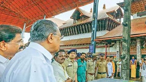 'നമ്മുടെ സഖാവിന് ഗുരുവായൂരപ്പന്‍ നല്‍കിയത് എന്താ ന്ന് ഉണ്ണിക്ക് അറിയോ?' ; സ്വാമി സന്ദീപാനന്ദ ഗിരിയുടെ കുറിപ്പ് വൈറല്‍ 