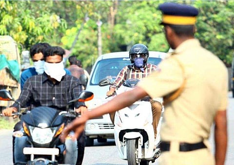 നിയമം ലംഘിച്ചാല്‍ വന്‍ പിഴ; കോടതിയില്‍ കാണാമെന്ന് പിടിക്കപ്പെടുന്നവര്‍; സര്‍വത്ര ആശയക്കുഴപ്പം