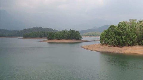 പേപ്പാറ ഡാമില്‍ ജലനിരപ്പ് ഉയരുന്നു ; രണ്ട് ഷട്ടറുകള്‍ ഉയര്‍ത്തും ; ജാഗ്രതാനിര്‍ദേശം 
