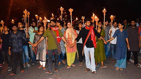 ജെഎന്‍യുവില്‍ ചുവപ്പുതന്നെ; ഇടത് സഖ്യം ഏറെ മുന്നില്‍, അന്തിമ ഫലം കോടതിയിലേക്ക്
