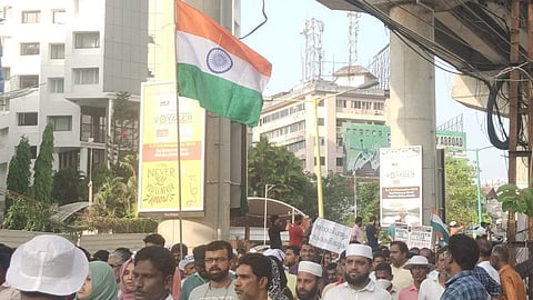 പൗരത്വ നിയമഭേദഗതി പ്രതിഷേധം: കൊച്ചിയില്‍ മുസ്ലിം സംഘടനകളുടെ കൂറ്റന്‍ റാലി (വീഡിയോ)
