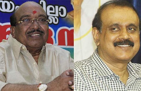 വെള്ളാപ്പള്ളി 1600 കോടി വെട്ടിച്ചു, ഈഴവരെ പിഴിഞ്ഞു പണമുണ്ടാക്കുന്നു; ആരോപണവുമായി ടിപി സെന്‍കുമാര്‍