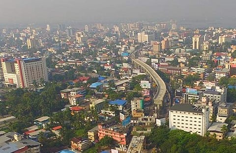 കൊച്ചി വാട്ടര്‍ മെട്രോ ഡിസംബറില്‍;  സര്‍വീസ് നടത്തുക ഇലക്ട്രിക് ബോട്ടുകളെന്ന് മുഖ്യമന്ത്രി