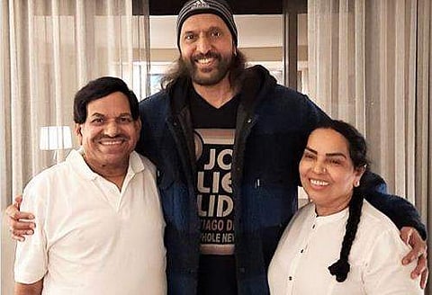 അമേരിക്കയിൽ ചികിൽസയിലുള്ള കോടിയേരിയെ സന്ദർശിച്ച് ബാബു ആന്റണി