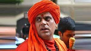 ചാണകവും ​ഗോമൂത്രവും കൊറോണ വൈറസിനെ തടയും; വിചിത്ര വാ​ദവുമായി ഹിന്ദു മഹാസഭാ അധ്യക്ഷൻ