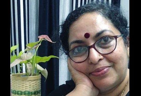 'മാമ്പഴച്ചാറിന്റെ ബാക്കി'- മീരാബെന്‍ എഴുതിയ കവിത