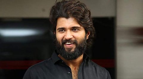 'എല്ലാവരേയും വോട്ട് ചെയ്യാൻ അനുവദിക്കരുത്, ഏകാധിപത്യമാണ് കൂടുതൽ മികച്ചത്'; വിവാദ പ്രസ്താവനയുമായി വിജയ് ദേവരക്കൊണ്ട