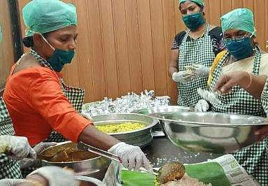 20 രൂപയ്‌ക്ക്‌ ഉച്ചഭക്ഷണം, കുടുംബശ്രീയുടെ 'നന്മ' ഹിറ്റ്; 772 ഹോട്ടലുകൾ തുറന്നു, ഏറ്റവും കൂടുതൽ എറണാകുളത്ത് 