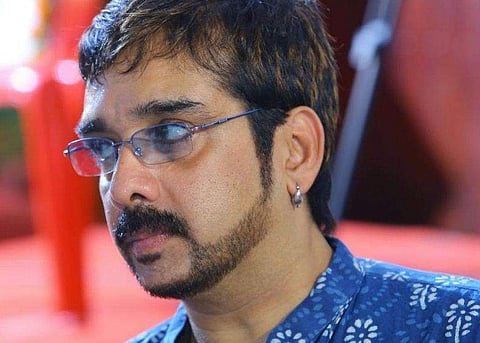 'വിദേശനമ്പറിൽ നിന്ന് ഞാനാണെന്ന് പറഞ്ഞ് വിളിക്കും, തട്ടിപ്പിൽ വീഴരുത്'; മുന്നറിയിപ്പുമായി വിനീത്
