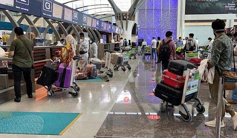 ഇന്ത്യക്കാര്‍ക്ക് വിസയില്ലാതെ ഒമാനില്‍ പ്രവേശിക്കാം; പുതിയ മാറ്റം 