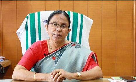ആരോഗ്യമന്ത്രി കെ കെ ശൈലജ / ഫെയ്‌സ്ബുക്ക് ലൈവ് ചിത്രം