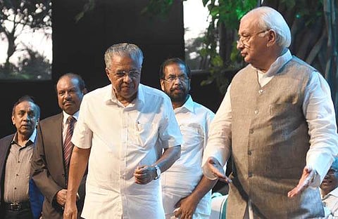 ഗവര്‍ണര്‍ ആരിഫ് മുഹമ്മദ് ഖാനും മുഖ്യമന്ത്രി പിണറായി വിജയനും/ ഫയല്‍ ചിത്രം