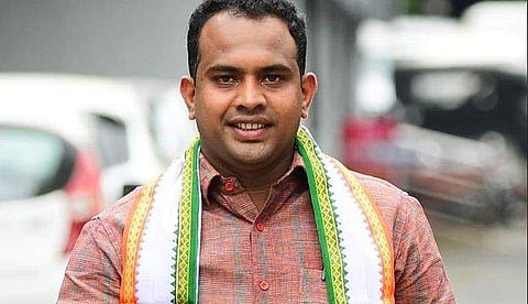 ജില്ലാ പഞ്ചായത്ത് പ്രസിഡന്റായി തെരഞ്ഞെടുക്കപ്പെട്ട ഷംസാദ് മരയ്ക്കാര്‍ / ഫെയ്‌സ്ബുക്ക് ചിത്രം
