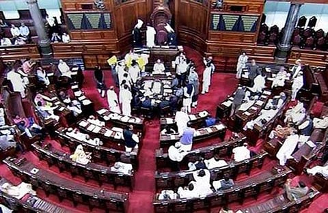 ചൊവ്വാഴ്ച സുപ്രധാന പ്രഖ്യാപനം?, എല്ലാ അംഗങ്ങളും രാജ്യസഭയില്‍ ഹാജരാകണം, വിപ്പ് നല്‍കി; തിരക്കിട്ട നീക്കവുമായി ബിജെപി, ആകാംക്ഷയോടെ രാഷ്ട്രീയ ലോകം