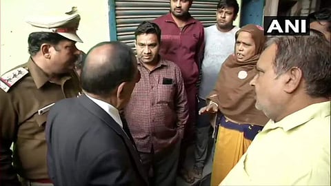 ഡല്‍ഹിയില്‍ സ്ഥിതിഗതികള്‍ നിയന്ത്രണവിധേയം; കലാപബാധിത പ്രദേശങ്ങള്‍ സന്ദര്‍ശിച്ച് അജിത് ഡോവല്‍ (വീഡിയോ)
