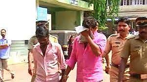 വാളയാര്‍ കേസ്; വെറുതെ വിട്ട ആറ് പ്രതികളെയും അറസ്റ്റ് ചെയ്യാന്‍ ഹൈക്കോടതി ഉത്തരവ്