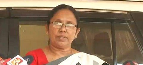 രണ്ടുമാസത്തേക്കുള്ള എല്ലാ മരുന്നുകളും സ്റ്റോക്കുണ്ട്; ആരും പരിഭ്രമിക്കേണ്ടതില്ലെന്ന് കെകെ ശൈലജ