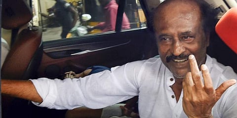 'ഞാന്‍ നിരാശനാണ്'; ആരാധകരുമായുള്ള ചര്‍ച്ചയ്ക്ക് ശേഷം രജനികാന്ത്, പാര്‍ട്ടി രൂപീകരണത്തില്‍ അവ്യക്തത