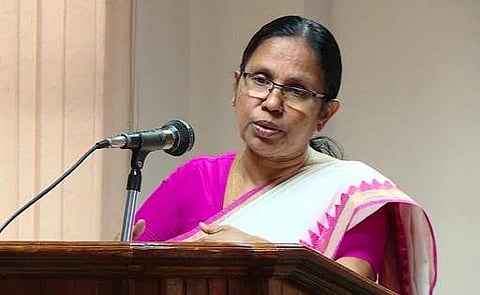 'ഇമ്മാതിരി നാണംകെട്ട നാടകങ്ങള്‍ കളിക്കുന്നത് മാന്യമായ രീതി ആണോ?'