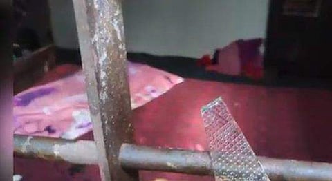 തിരുവനന്തപുരത്ത് പുലര്‍ച്ചെ യുവതിക്ക് നേരെ ആസിഡ് ആക്രമണം; ആസിഡ് ഒഴിച്ചത് ജനല്‍ ചില്ലുകള്‍ തകര്‍ത്തശേഷം