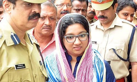 വയനാട്ടില്‍ വയോജനങ്ങളെ പുറത്തിറക്കിയാല്‍ കുടുങ്ങും; സംരക്ഷണ ചുമതലയുള്ളവര്‍ക്കെതിരെ കേസെടുക്കുമെന്ന് കലക്ടര്‍