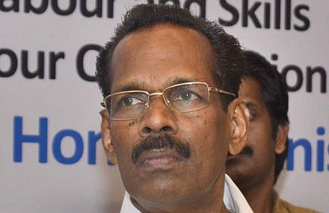ലോക്ക്ഡൗണ്‍ തീരും വരെ മദ്യവില്‍പ്പന ഉണ്ടാകില്ല: മന്ത്രി ടി പി രാമകൃഷ്ണന്‍