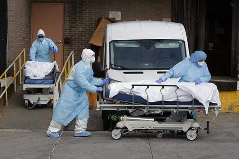 യുഎസിൽ സ്ഥിതി ആശങ്കാജനകം; കൂട്ട മരണങ്ങൾ തുടരുന്നു;  മുഴുവൻ സംവിധാനങ്ങളും ന്യൂയോർക്കിൽ വിന്യസിക്കേണ്ടി വരുമെന്ന് ​ഗവർണർ 