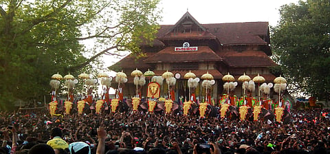ഒരാനപ്പുറത്തും പൂരം വേണ്ട; തൃശൂര്‍ പൂരത്തിന് അനുമതി നിഷേധിച്ച് ജില്ലാ കലക്ടര്‍